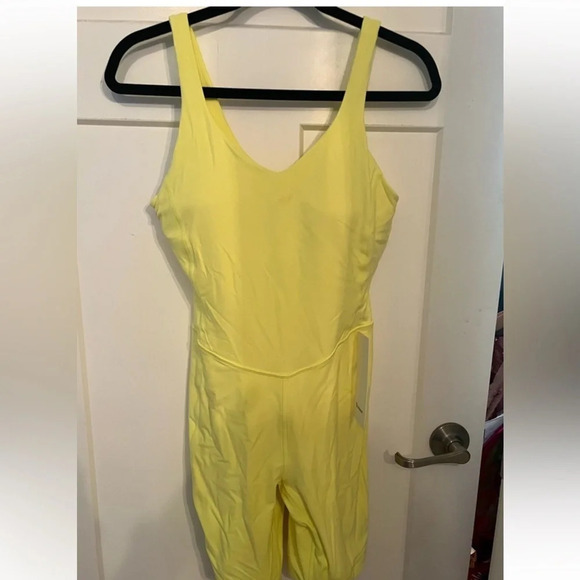 Lululemon NEW WITH TAGS Align Shorts Bodysuit 10 neon yellow athleisure yoga - Picture 3 of 5